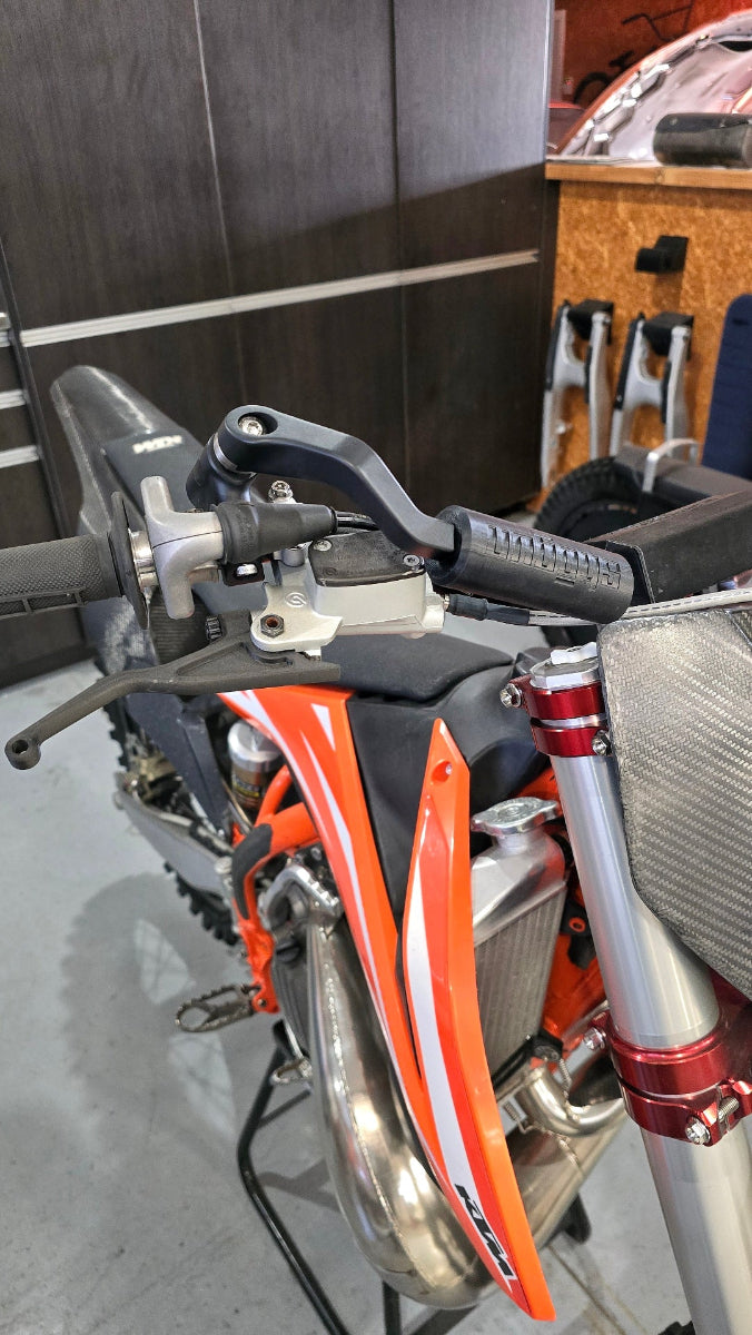 Shogun FMX Levers setup on dirt bike bars