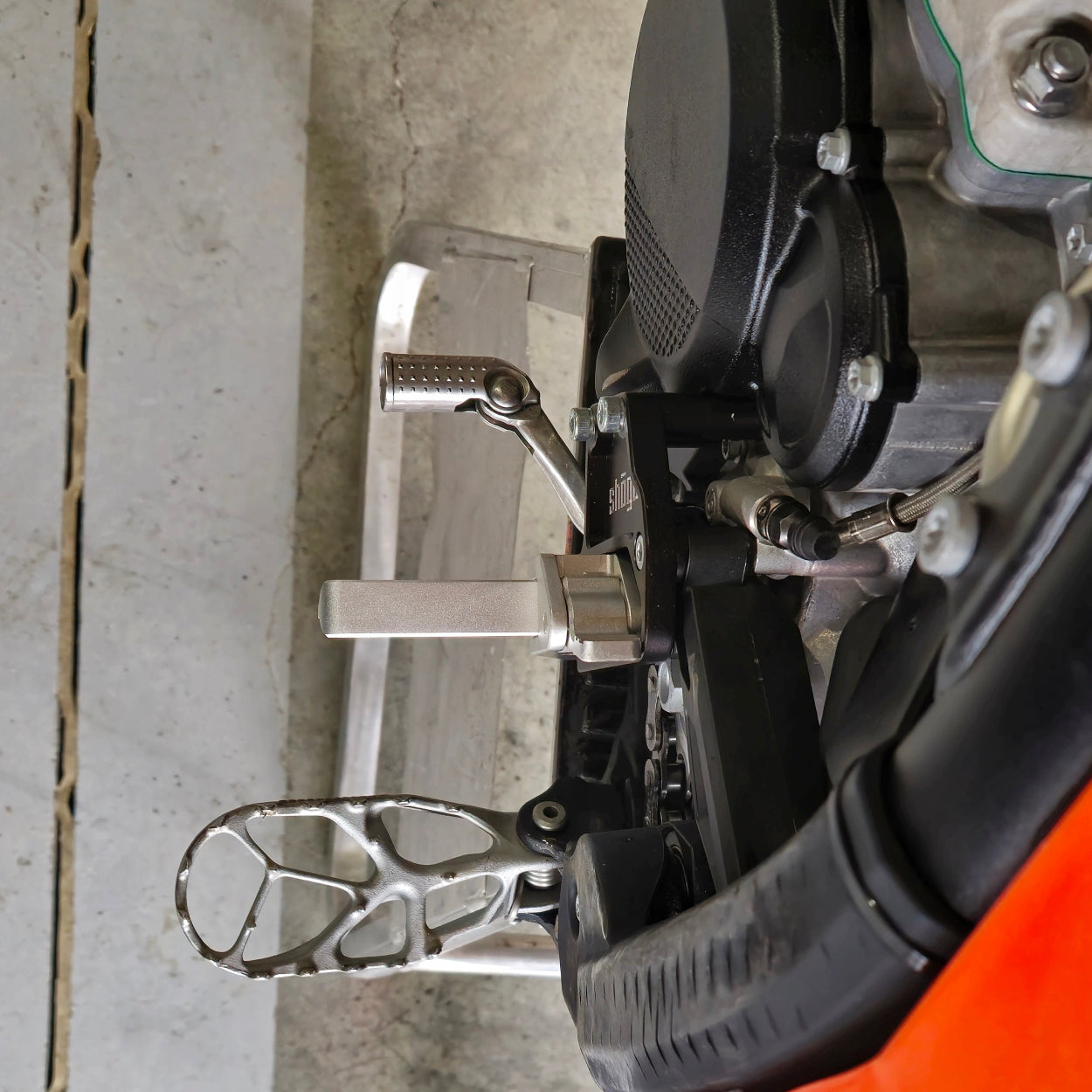 Top view of a Shogun Foot Hook