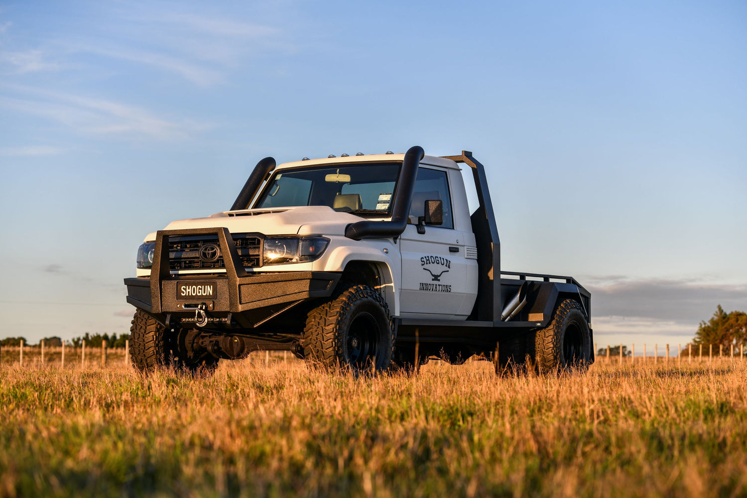 Custom fabricated front bumper with integrated lighting on Toyota Land Cruiser 79 build by Shogun Innovations